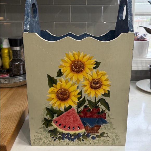 Other - Cute Cottage Core Hand Painted Magazine Rack Holder